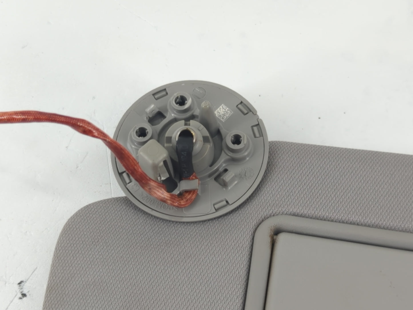 2016-2021 Chevrolet Malibu Sun Visor Shade Replacement Driver Left Mirror Fits Fits 2016 2017 2018 2019 2020 2021 OEM Used A