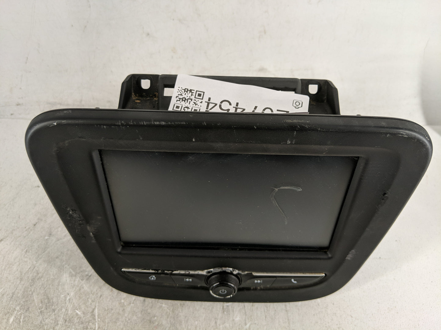 2017 Chevrolet Malibu Radio AM FM Cd Player Receiver Replacement P/N:42532827 Fits OEM Used Auto Parts - Oemusedautoparts1.c