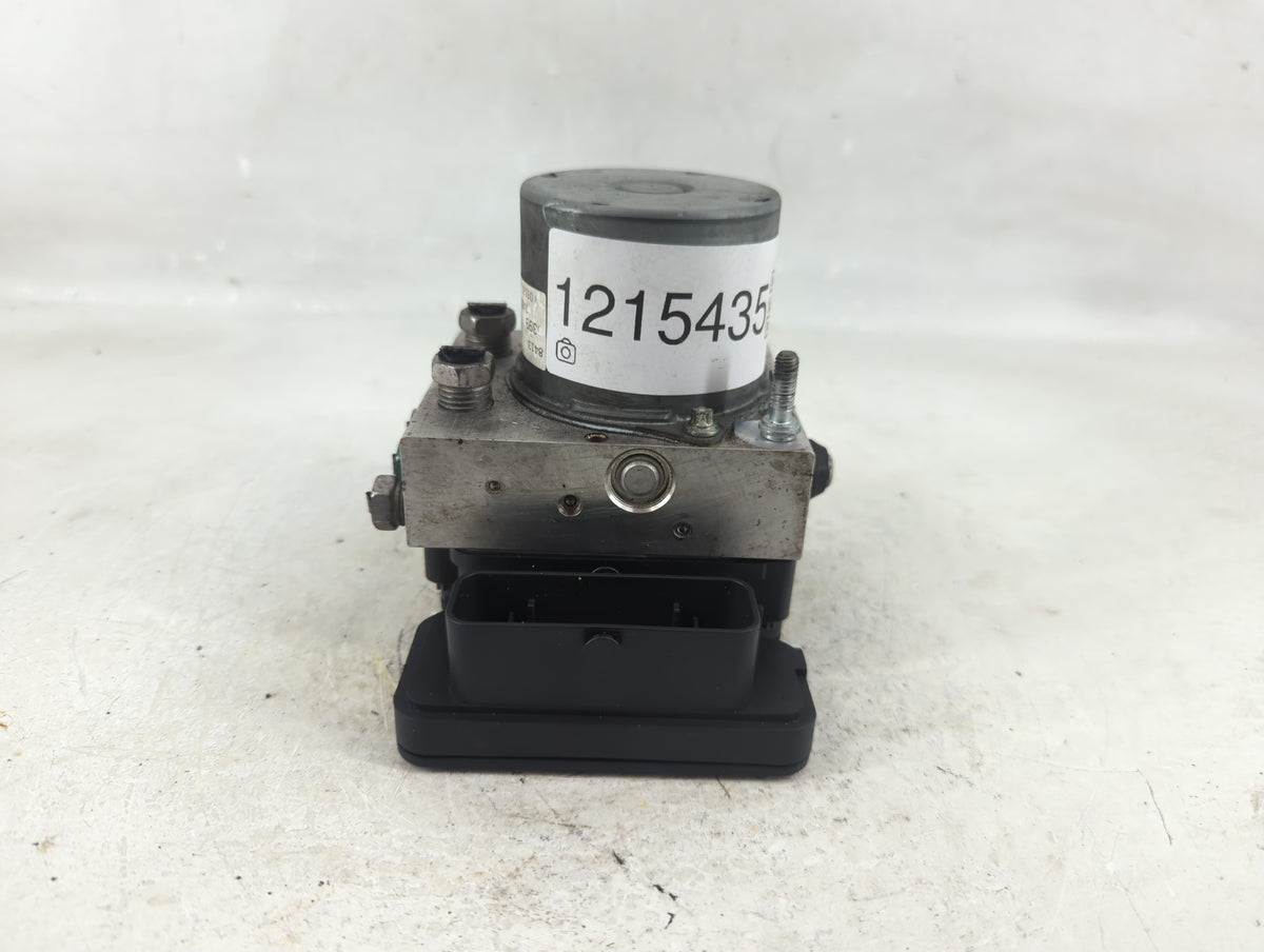 2017 Chevrolet Malibu Anti-Lock Brake ABS Pump Module Actuator OEM P/N:8413 0399 Fits OEM Used Auto Parts - Oemusedautoparts