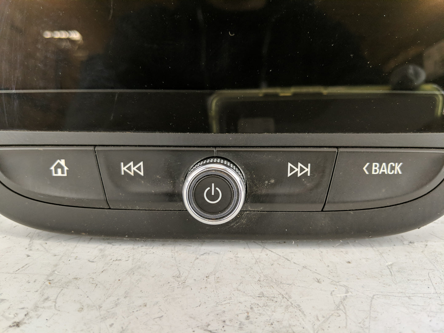 2017 Chevrolet Malibu Information Display Screen - Oemusedautoparts1.com