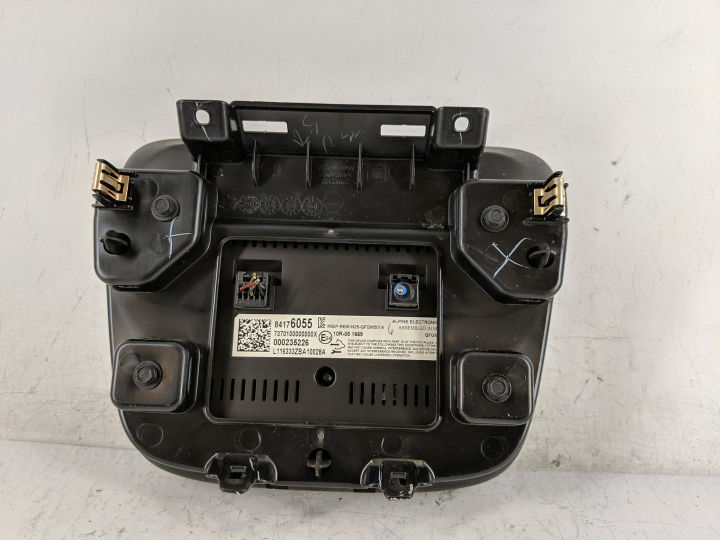 2017 Chevrolet Malibu Information Display Screen - Oemusedautoparts1.com