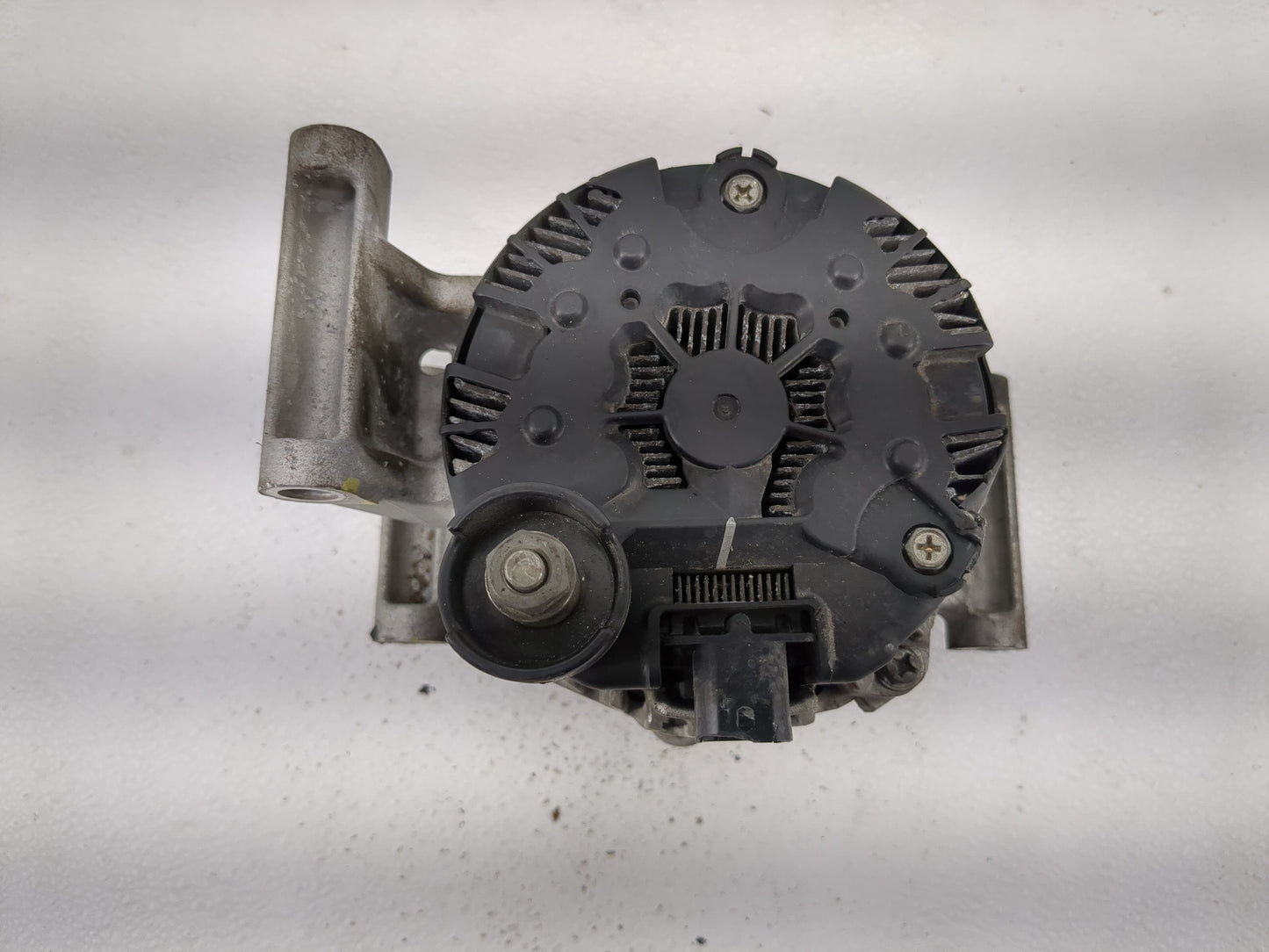 2016-2018 Chevrolet Malibu Alternator Replacement Generator Charging Assembly Engine OEM P/N:A005TV0181ZC 13506528 Fits OEM 