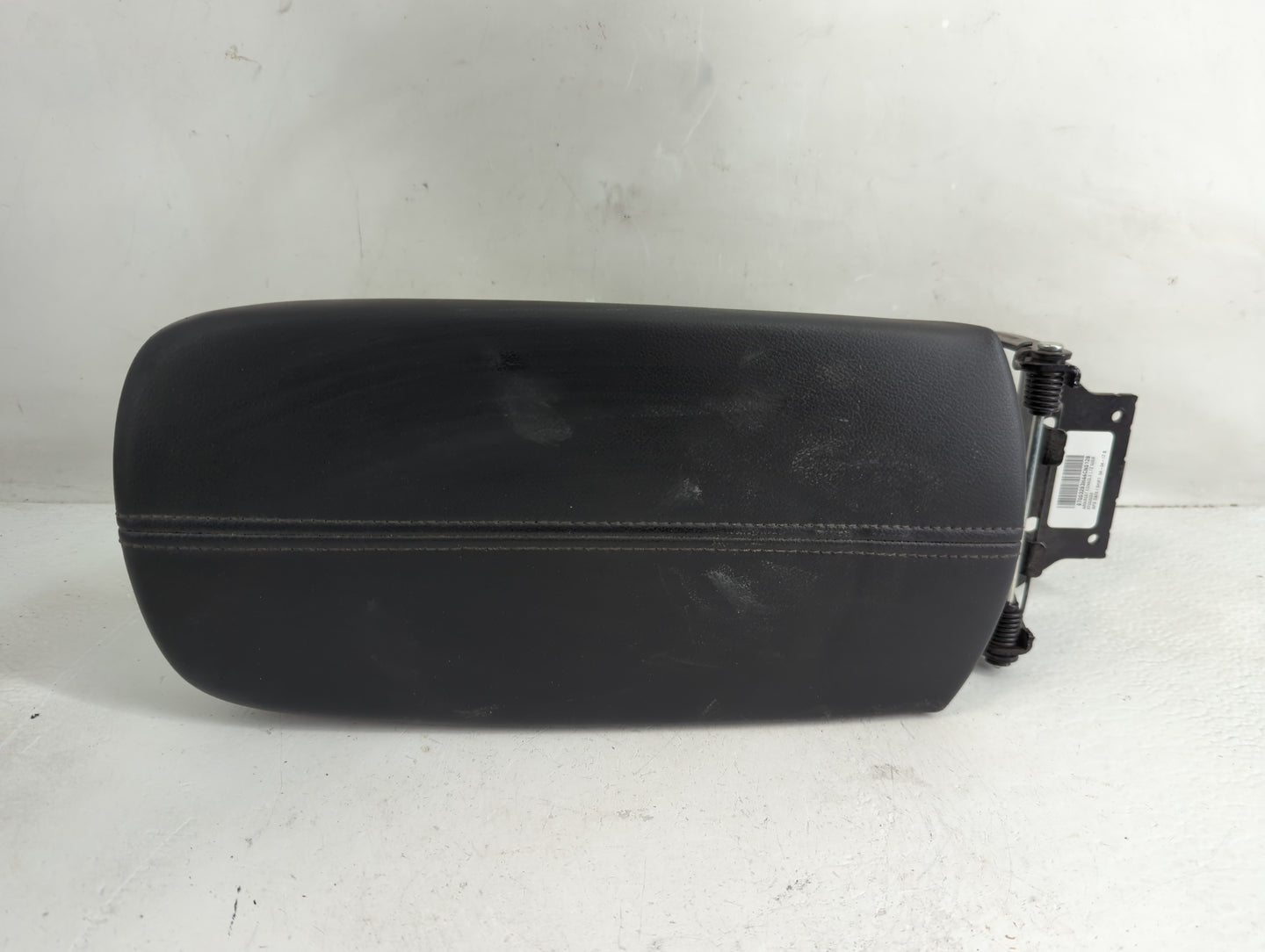 2017 Chevrolet Malibu Center Console Armrest Cover Lid Fits OEM Used Auto Parts - Oemusedautoparts1.com