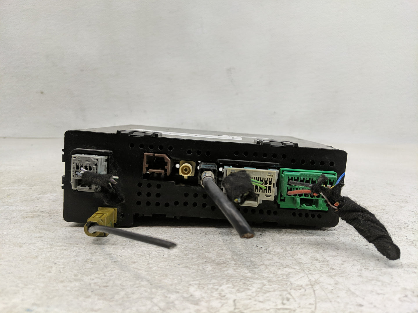 2017-2018 Chevrolet Malibu Radio AM FM Cd Player Receiver Replacement P/N:84222866 Fits Fits 2017 2018 2019 2020 2021 OEM Us