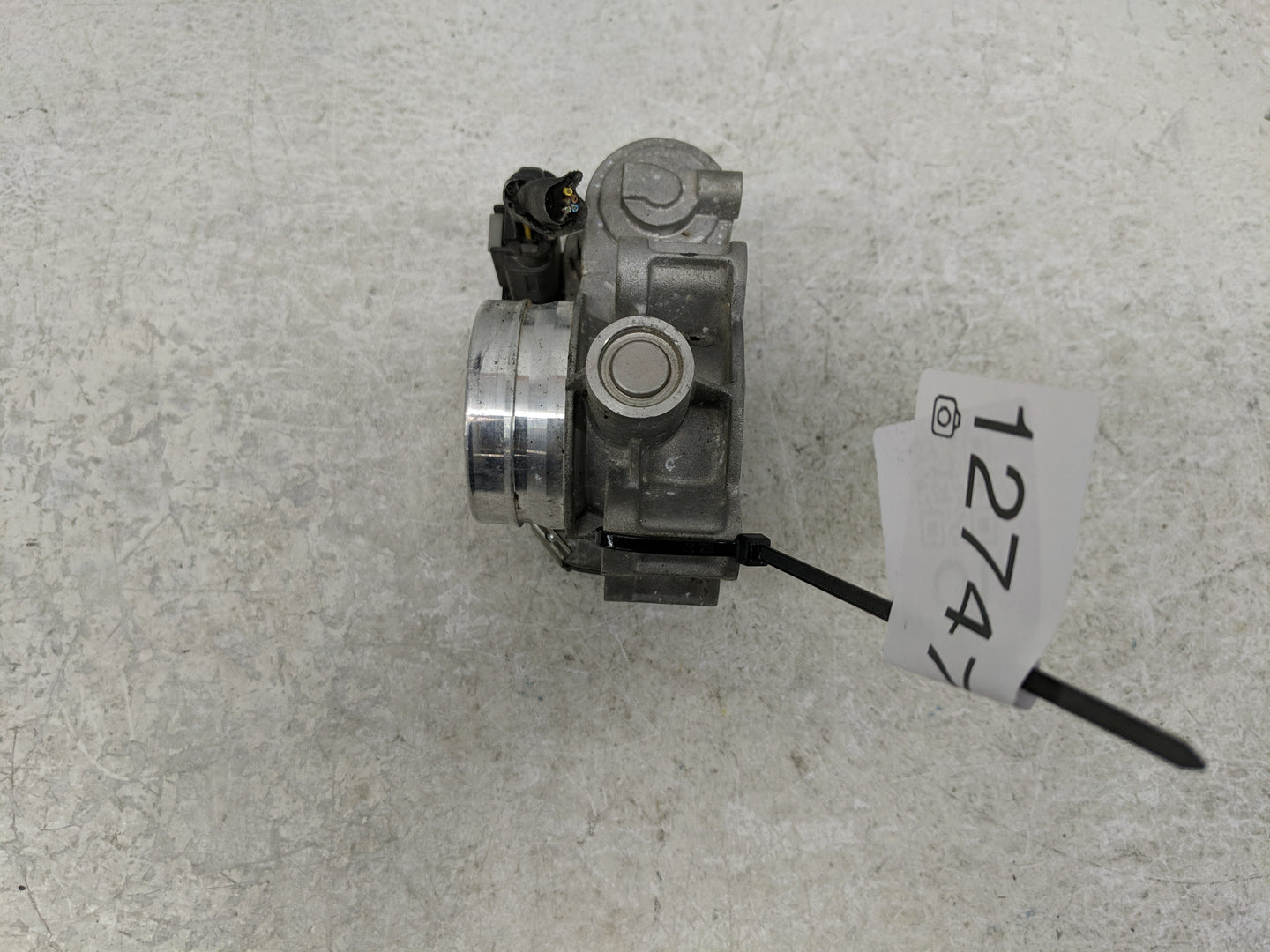 2016-2021 Chevrolet Malibu Throttle Body Fits Fits 2016 2017 2018 2019 2020 2021 2022 OEM Used Auto Parts - Oemusedautoparts