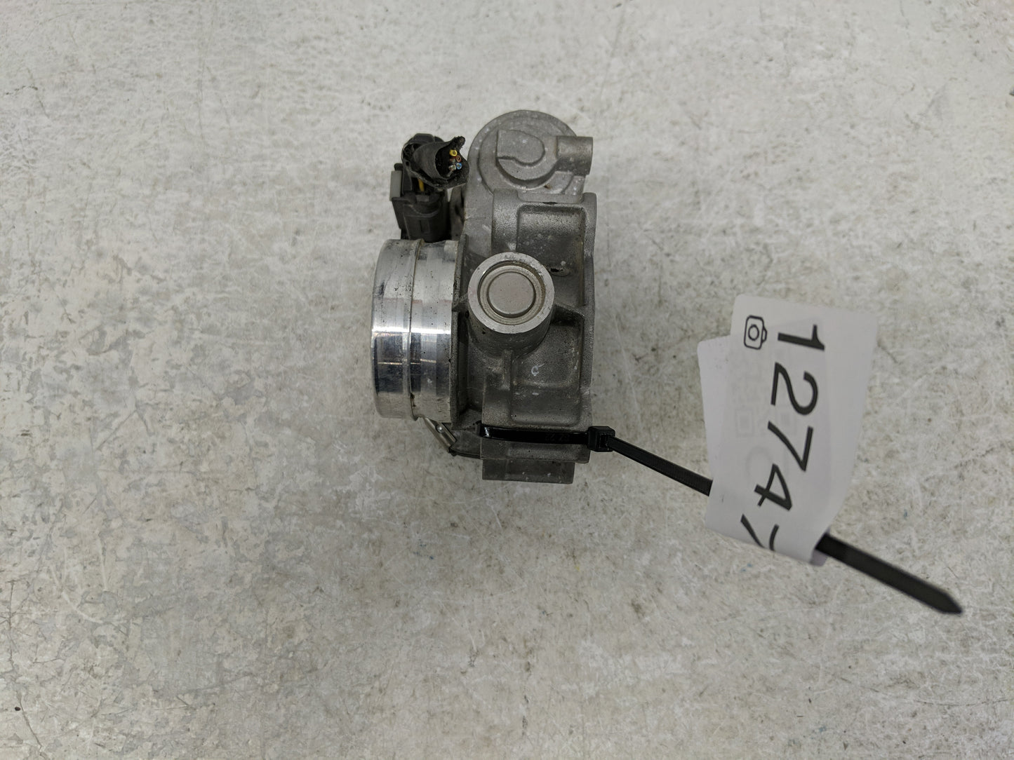 2016-2021 Chevrolet Malibu Throttle Body Fits Fits 2016 2017 2018 2019 2020 2021 2022 OEM Used Auto Parts - Oemusedautoparts