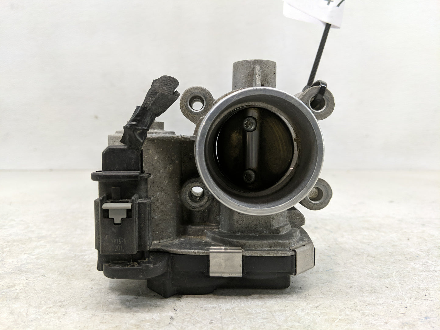 2016-2021 Chevrolet Malibu Throttle Body Fits Fits 2016 2017 2018 2019 2020 2021 2022 OEM Used Auto Parts - Oemusedautoparts