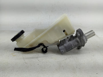 2017 Chevrolet Malibu Power Brake Booster Oem - Oemusedautoparts1.com