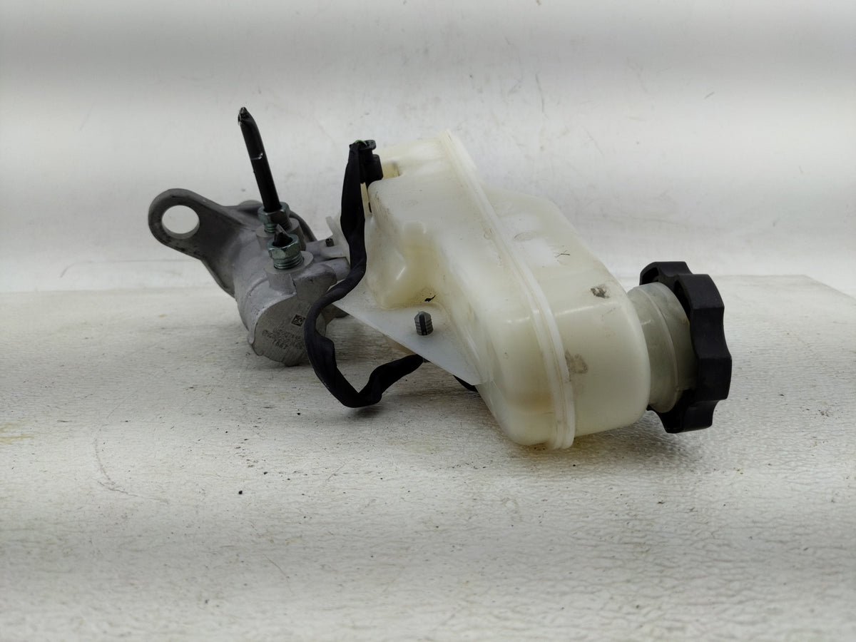 2017 Chevrolet Malibu Power Brake Booster Oem 1290072 - Oemusedautoparts1.com