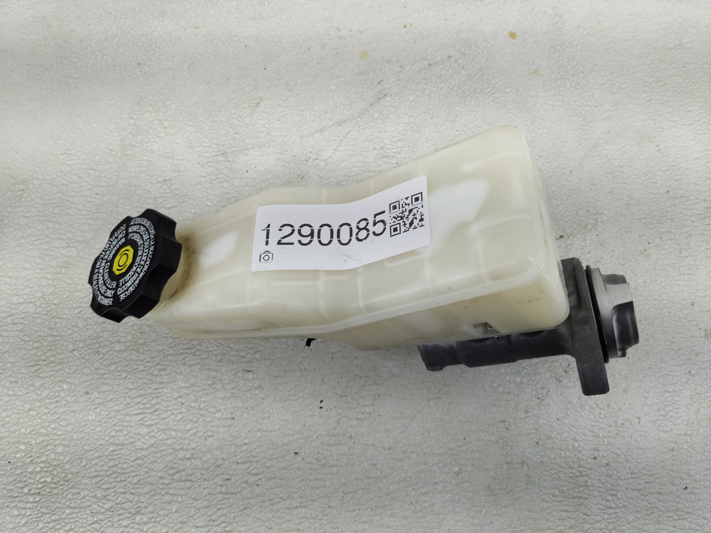 2017 Chevrolet Malibu Power Brake Booster Oem 1290085 - Oemusedautoparts1.com