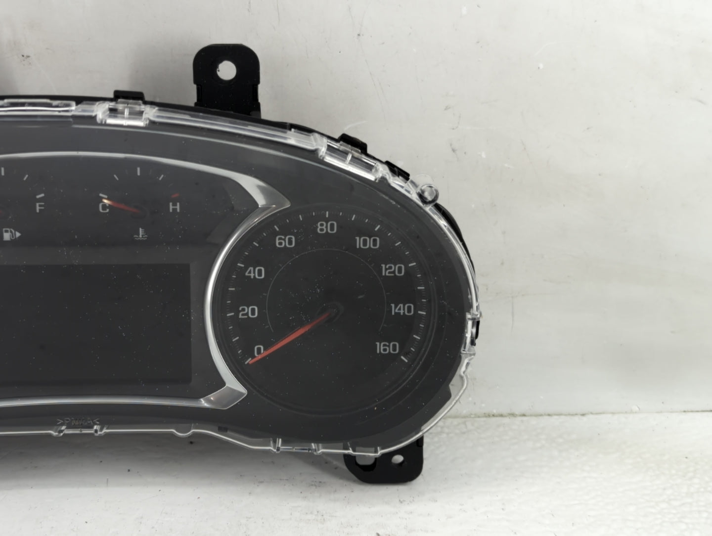 2017 Chevrolet Malibu Instrument Cluster Speedometer Gauges P/N:175597137 84141850 Fits OEM Used Auto Parts - Oemusedautopar