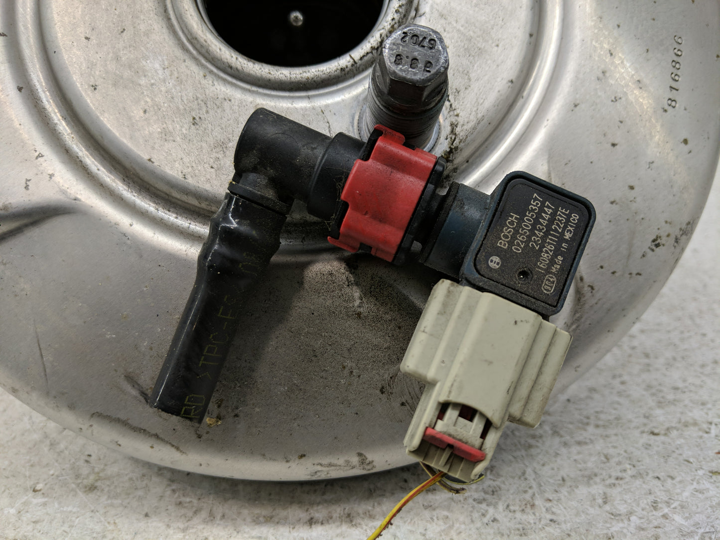2017 Chevrolet Malibu Power Brake Booster Oem 1299609 - Oemusedautoparts1.com