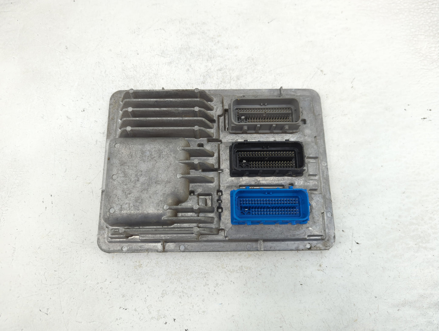2017-2021 Chevrolet Malibu PCM Engine Control Computer ECU ECM PCU OEM P/N:811839393 12680876 Fits OEM Used Auto Parts - Oem