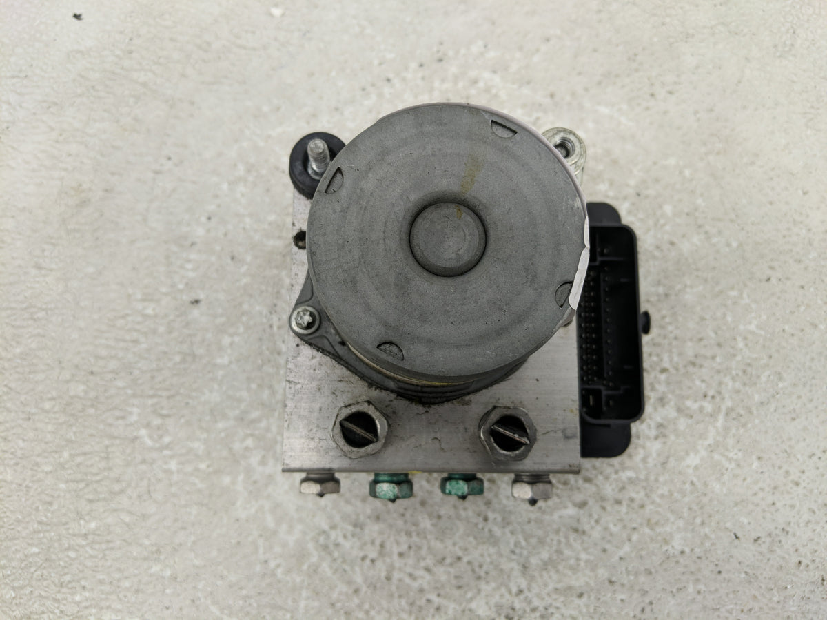 2017 Chevrolet Malibu Anti-Lock Brake ABS Pump Module Actuator OEM P/N:065055766 Fits OEM Used Auto Parts - Oemusedautoparts