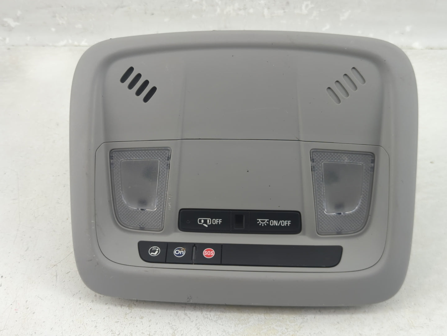 2016-2021 Chevrolet Malibu Overhead Roof Console 1321832 - Oemusedautoparts1.com