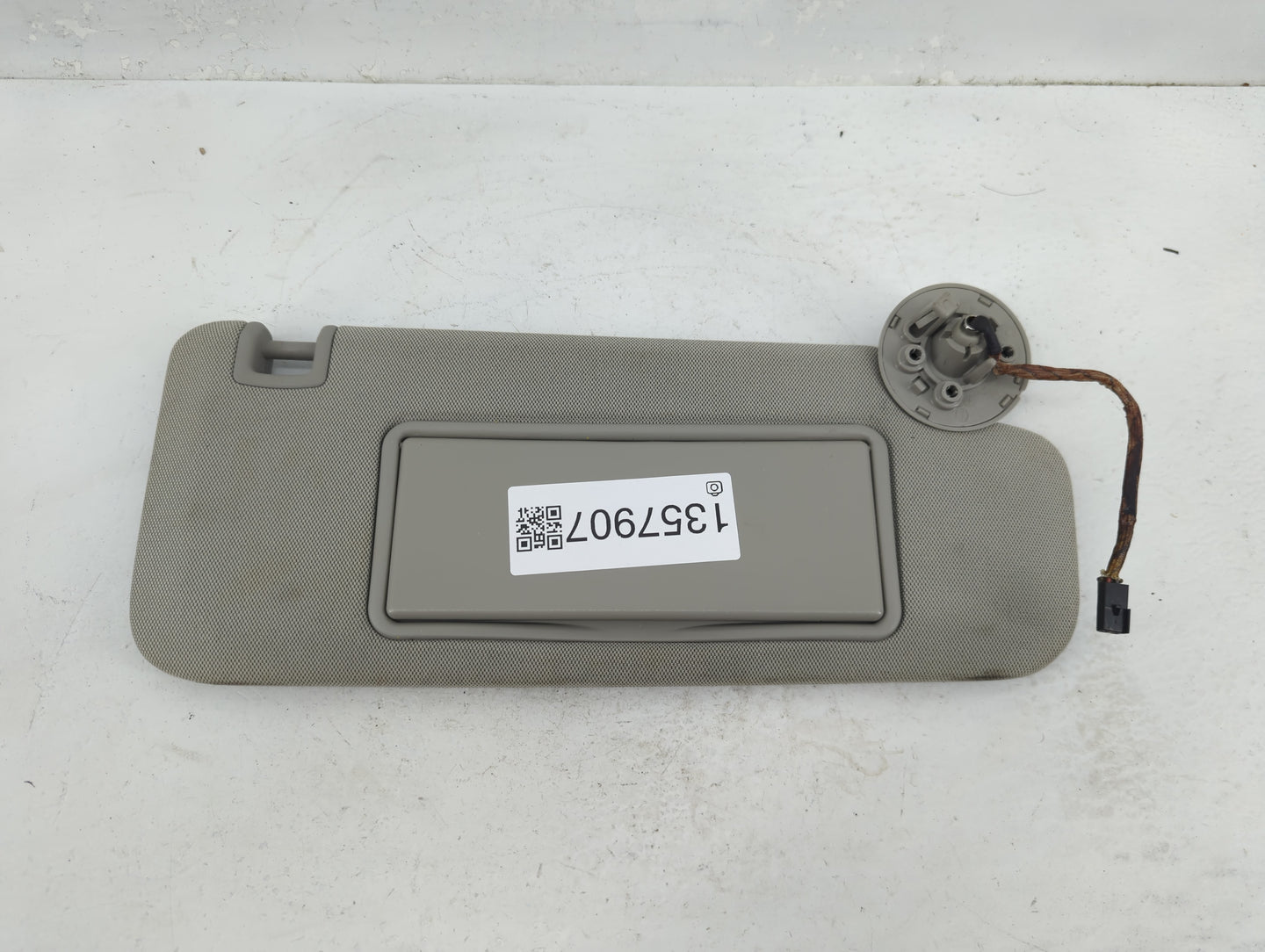2016-2021 Chevrolet Malibu Sun Visor Shade Replacement Passenger Right Mirror Fits Fits 2016 2017 2018 2019 2020 2021 OEM Us