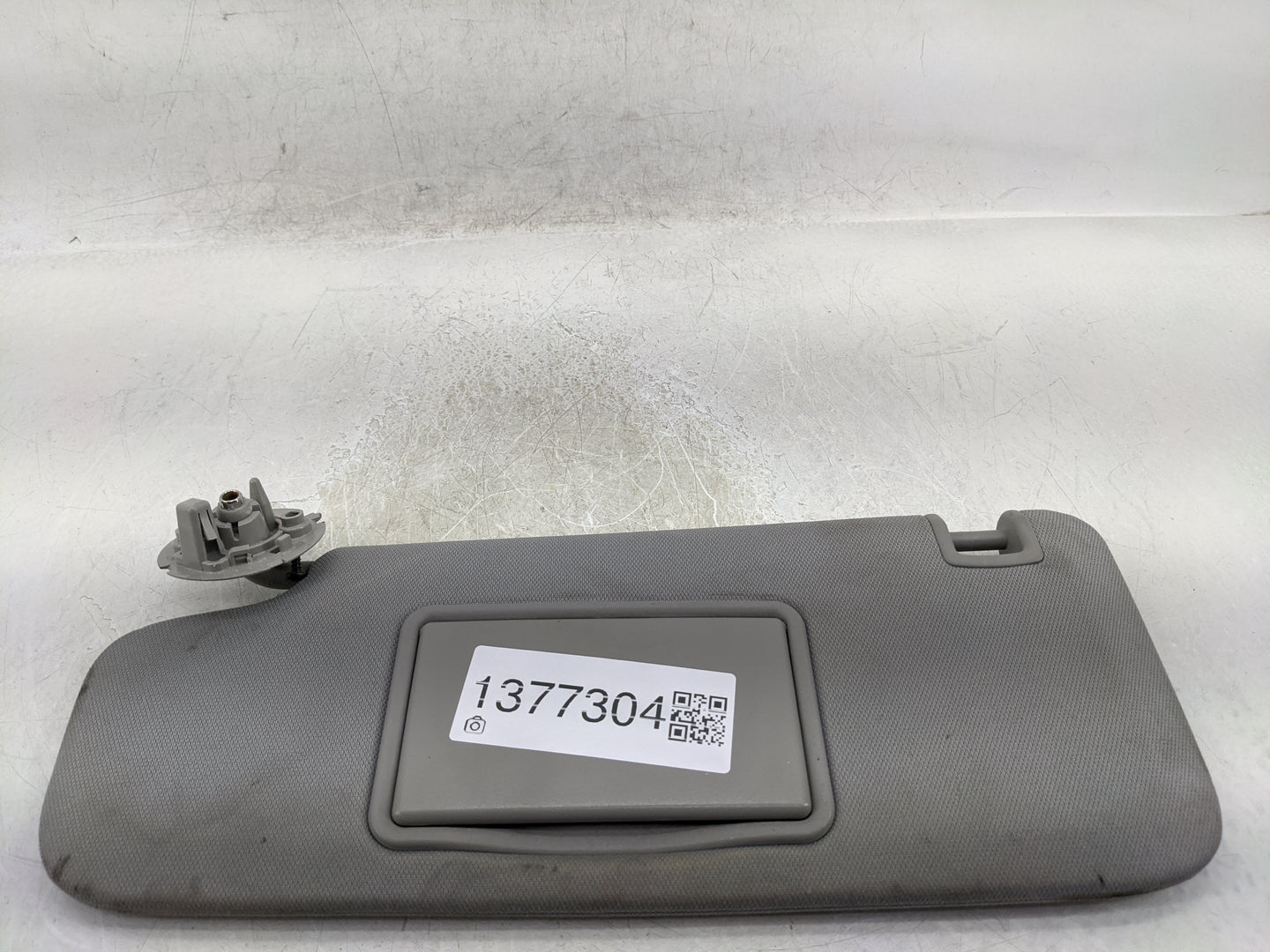 2016-2021 Chevrolet Malibu Sun Visor Shade Replacement Driver Left Mirror Fits Fits 2016 2017 2018 2019 2020 2021 OEM Used A