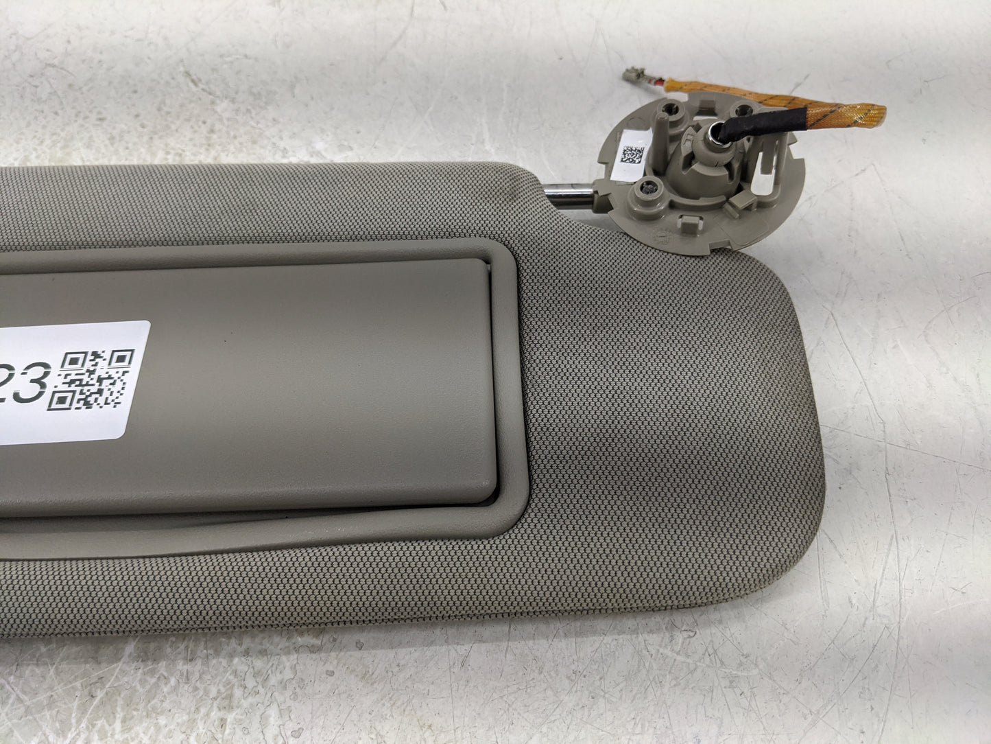 2016-2021 Chevrolet Malibu Sun Visor Shade Replacement Passenger Right Mirror Fits Fits 2016 2017 2018 2019 2020 2021 OEM Us