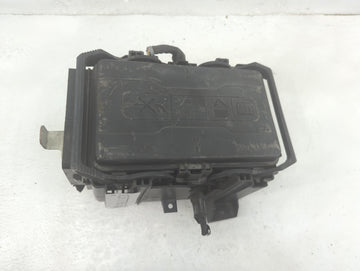 2017-2018 Chevrolet Malibu Fusebox Fuse Box Panel Relay Module Fits Fits 2017 2018 OEM Used Auto Parts - Oemusedautoparts1.c