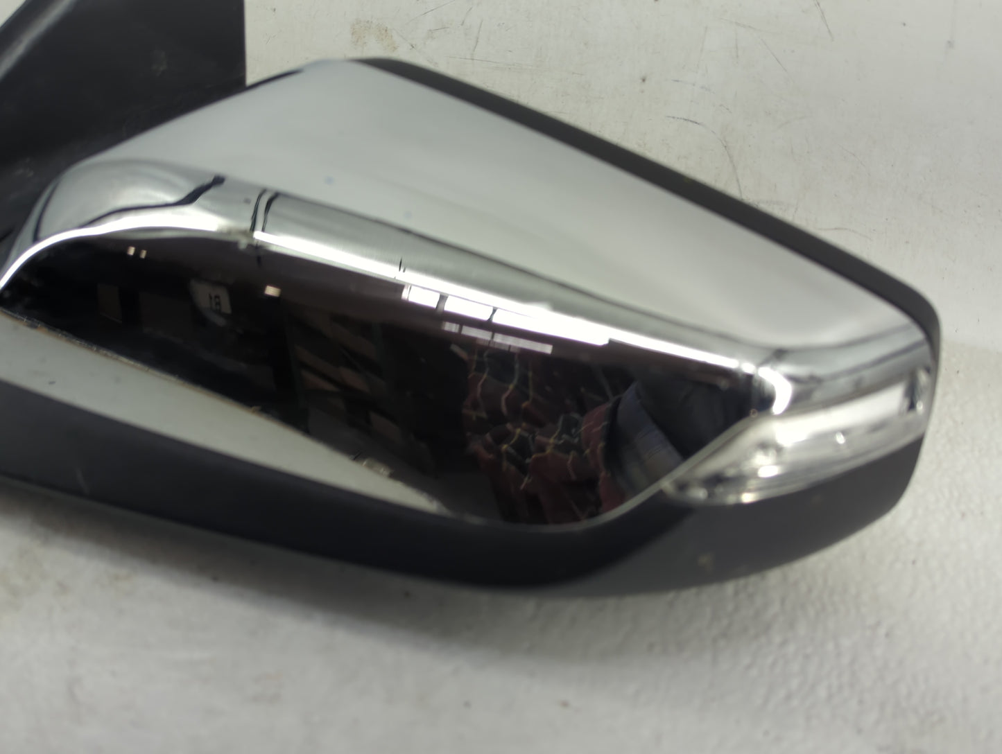 2016-2018 Chevrolet Malibu Driver Side View Mirror - Left Door Mirror OEM Used - Oemusedautoparts1.com