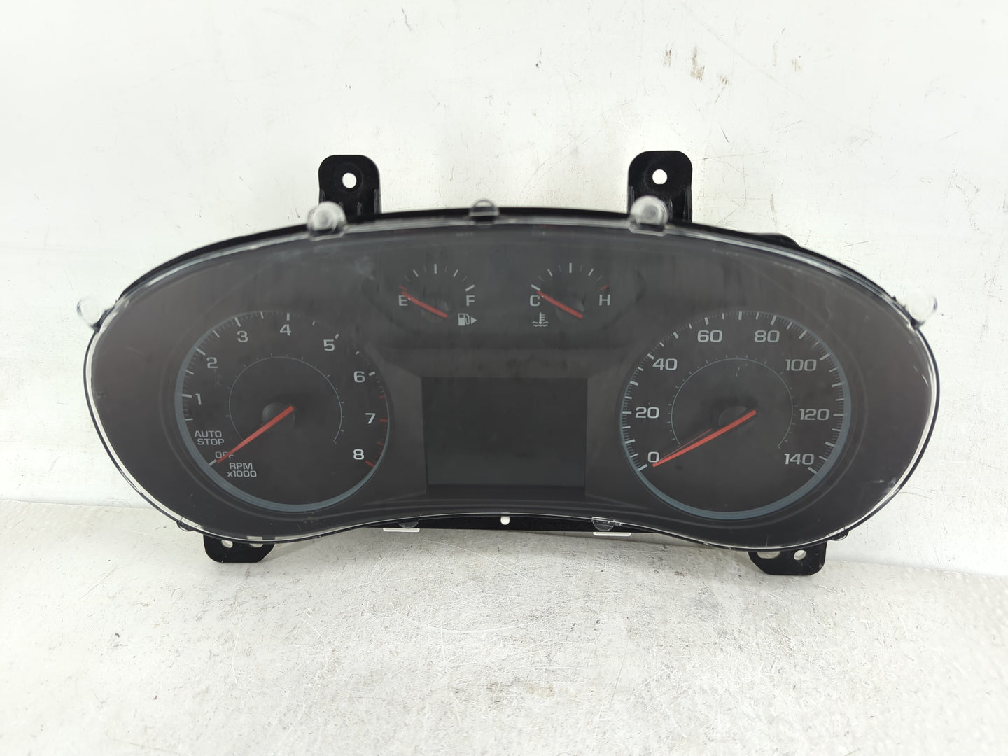 2017-2018 Chevrolet Malibu Instrument Cluster Speedometer Gauges P/N:84128302 Fits Fits 2017 2018 OEM Used Auto Parts - Oemu