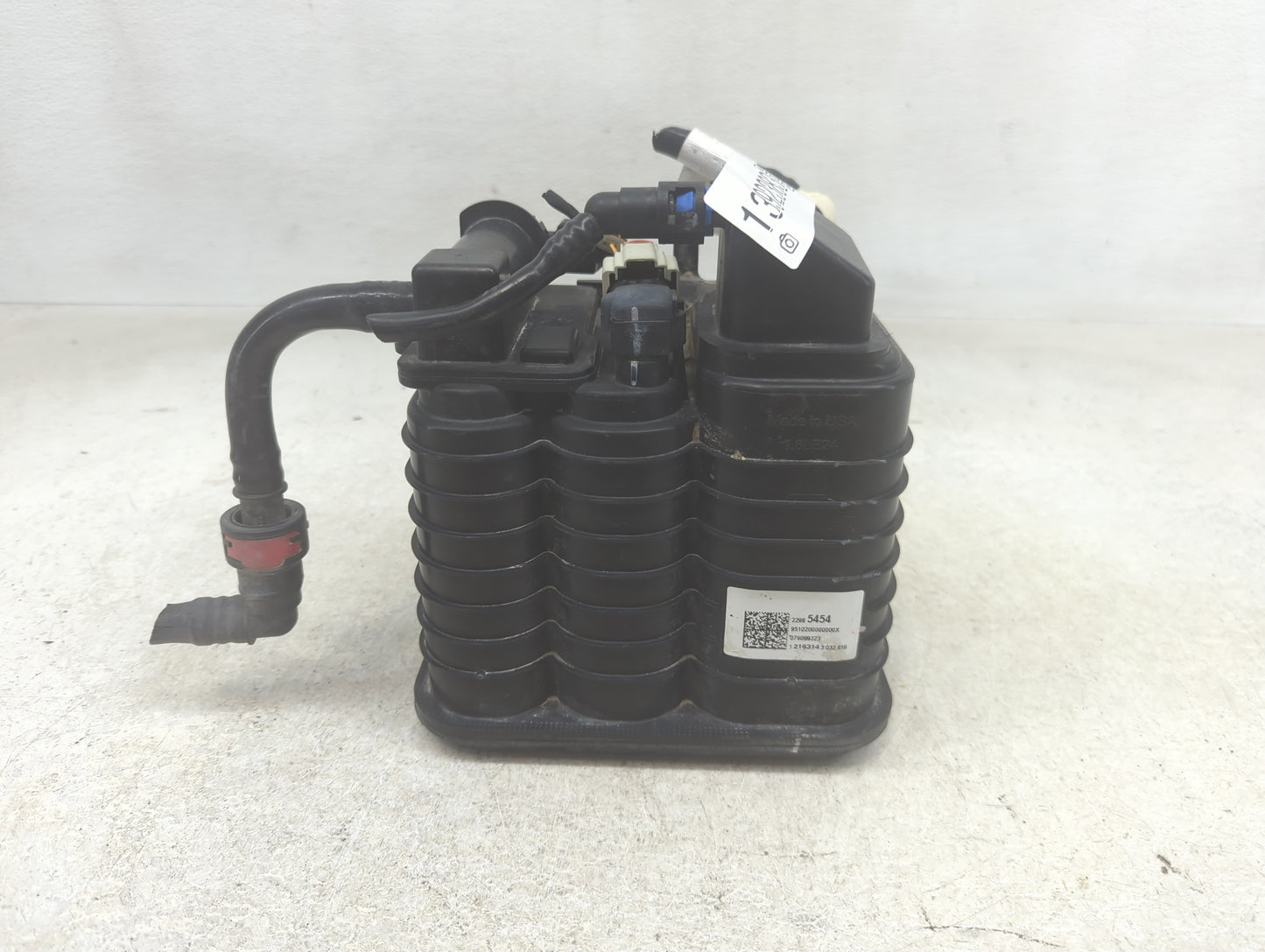 2017 Chevrolet Malibu Fuel Vapor Charcoal Canister 1392383 - Oemusedautoparts1.com
