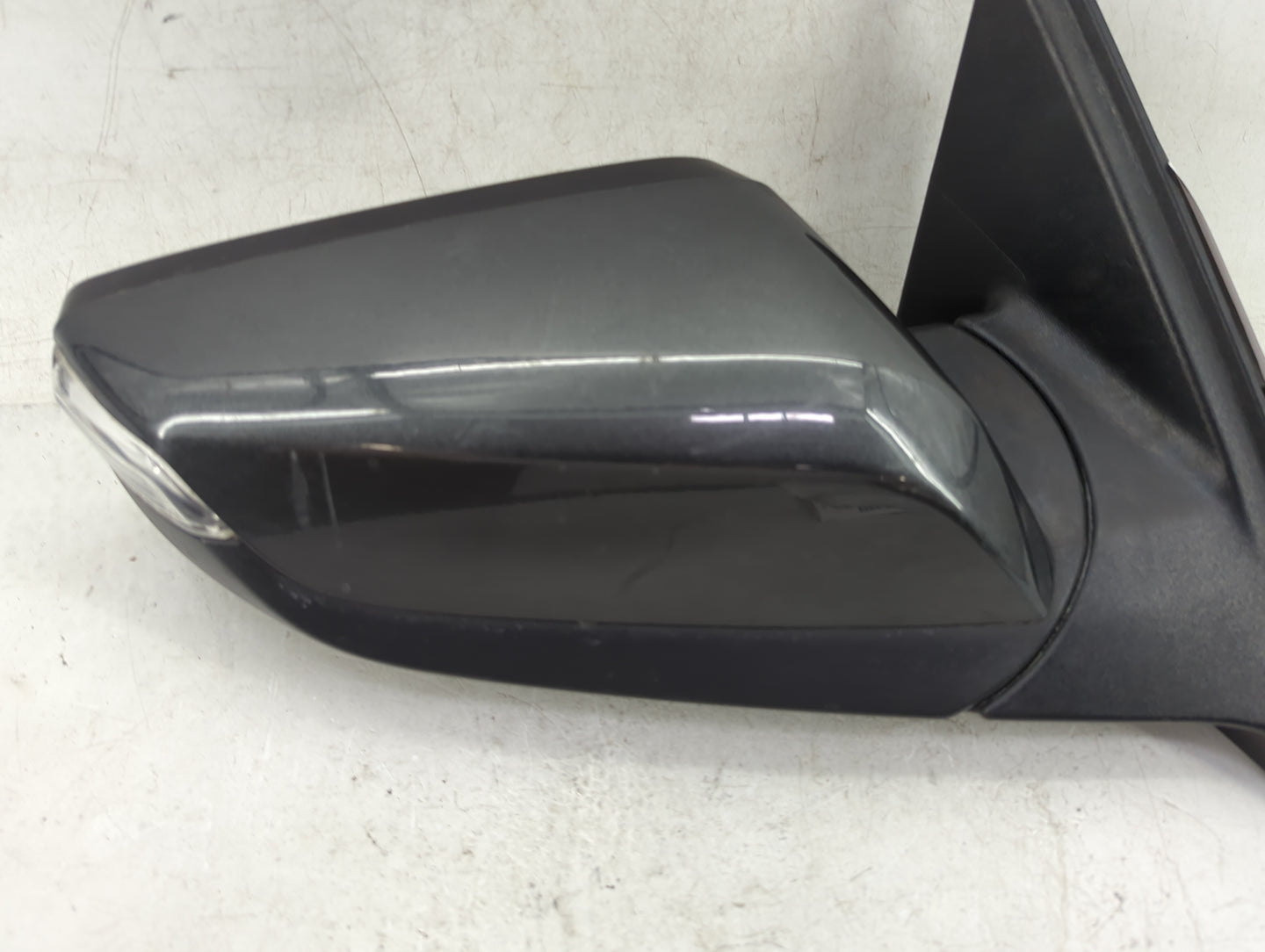 2016-2018 Chevrolet Malibu Passenger Side View Mirror - Right Door Mirror OEM Used - Oemusedautoparts1.com