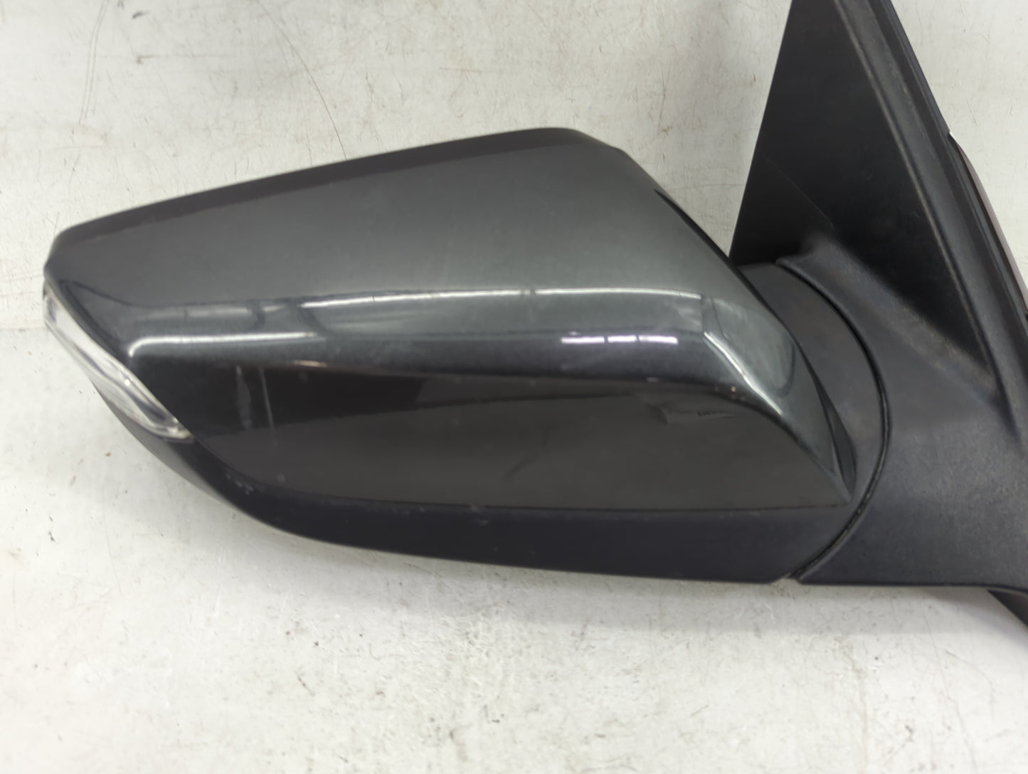 2016-2018 Chevrolet Malibu Passenger Side View Mirror - Right Door Mirror OEM Used - Oemusedautoparts1.com
