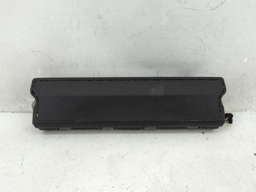 2016-2021 Chevrolet Malibu Air Bag Passenger Right Knee OEM P/N:23420286 Fits Fits 2016 2017 2018 2019 2020 2021 OEM Used Au