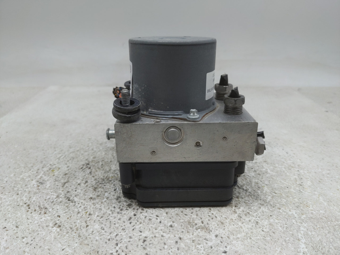 2017 Chevrolet Malibu ABS Pump Control Module Replacement P/N:8413 9399 065055766 Fits OEM Used Auto Parts - Oemusedautopart