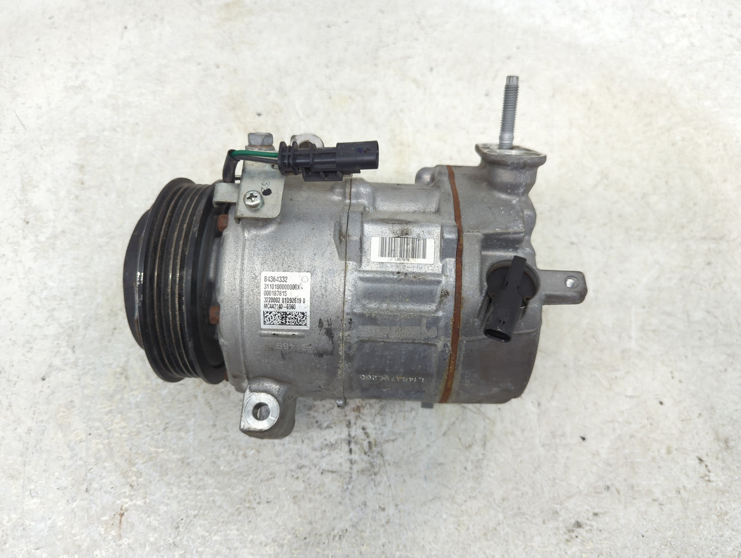 2017-2021 Chevrolet Malibu Air Conditioning A/c Ac Compressor Oem - Oemusedautoparts1.com