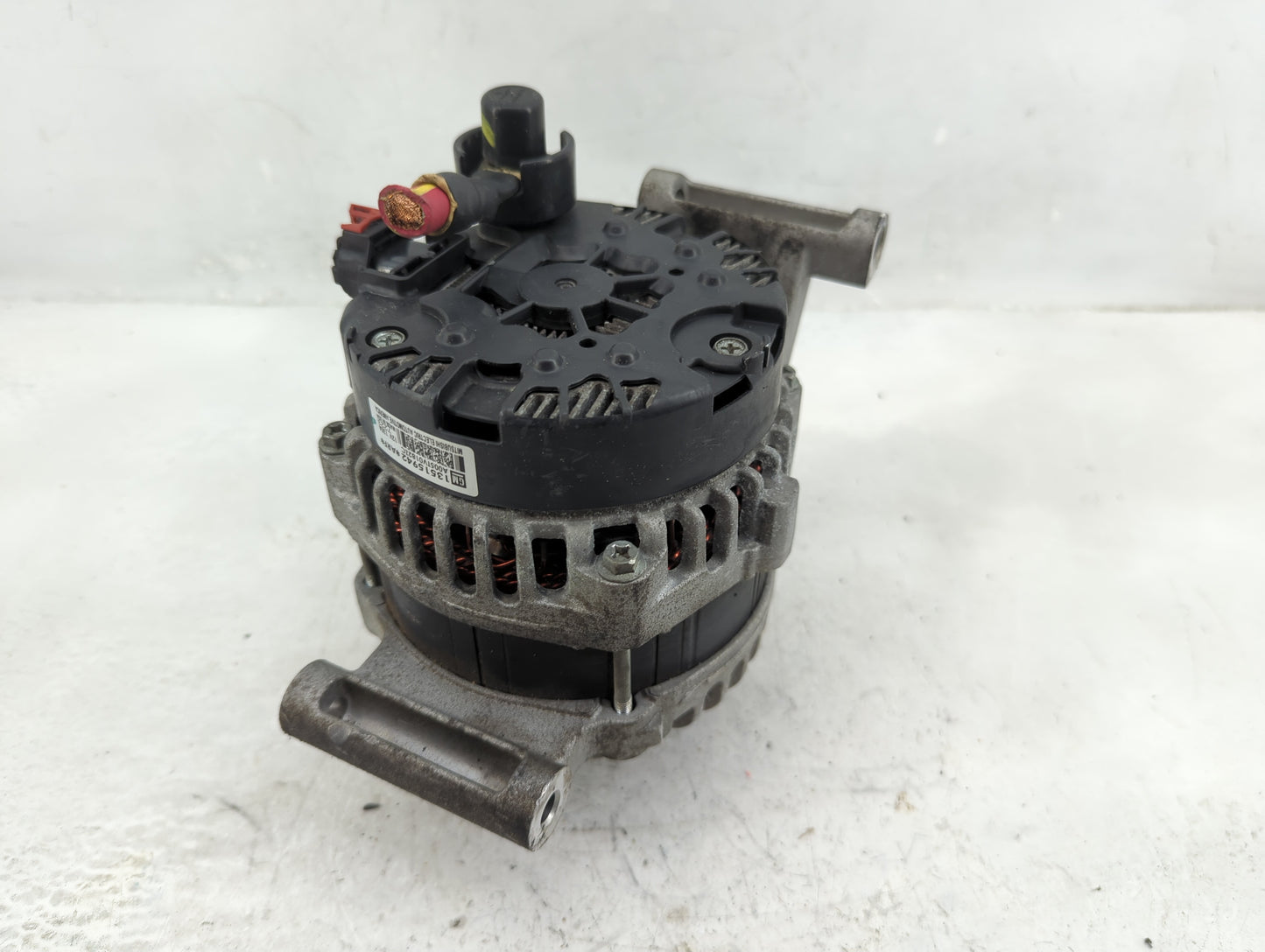 2016-2018 Chevrolet Malibu Alternator Replacement Generator Charging Assembly Engine OEM P/N:13515942 Fits OEM Used Auto Par