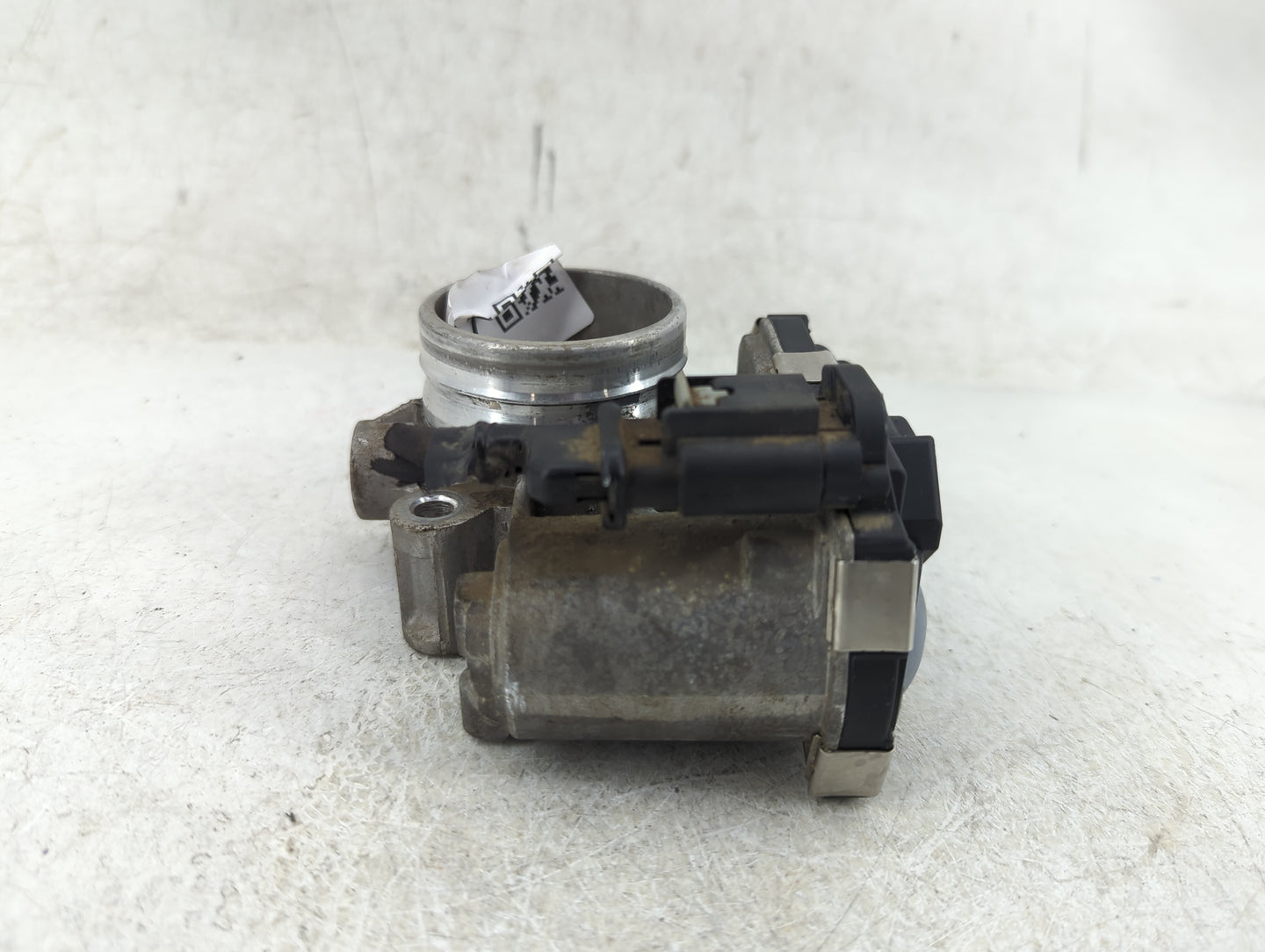 2016-2021 Chevrolet Malibu Throttle Body P/N:12671379AA Fits Fits 2016 2017 2018 2019 2020 2021 2022 OEM Used Auto Parts - O