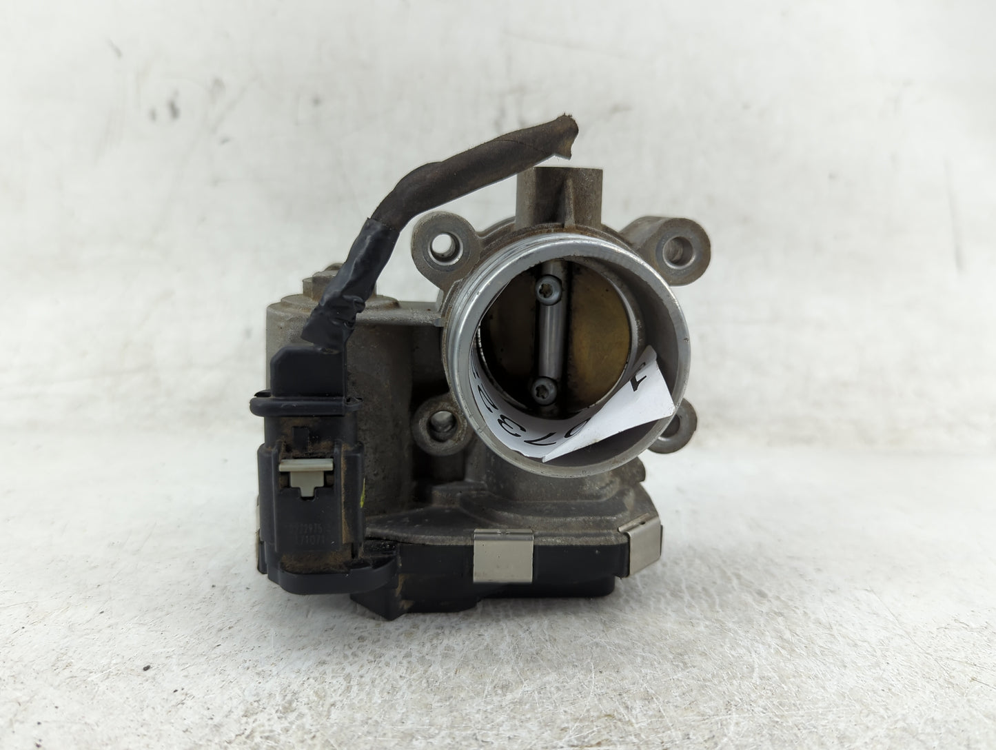2016-2021 Chevrolet Malibu Throttle Body P/N:12671379AA Fits Fits 2016 2017 2018 2019 2020 2021 2022 OEM Used Auto Parts - O