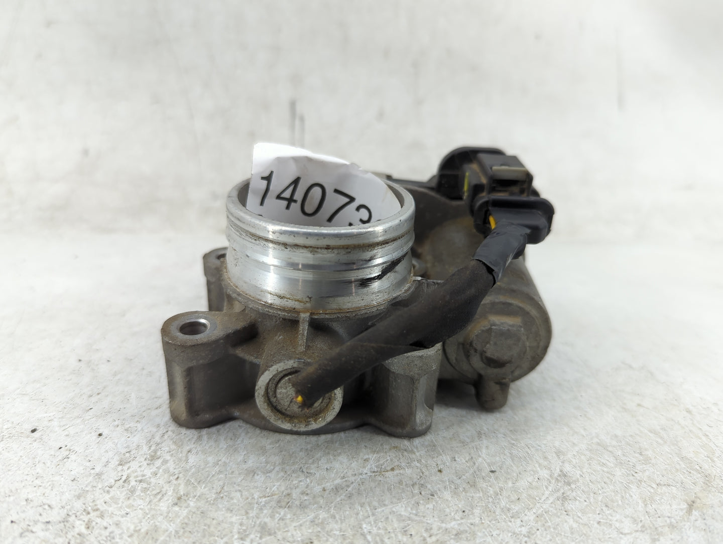 2016-2021 Chevrolet Malibu Throttle Body P/N:12671379AA Fits Fits 2016 2017 2018 2019 2020 2021 2022 OEM Used Auto Parts - O