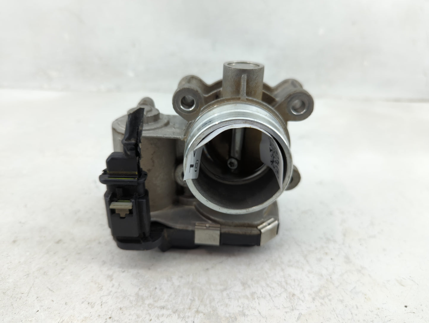 2016-2021 Chevrolet Malibu Throttle Body P/N:12671379AA Fits Fits 2016 2017 2018 2019 2020 2021 2022 OEM Used Auto Parts - O