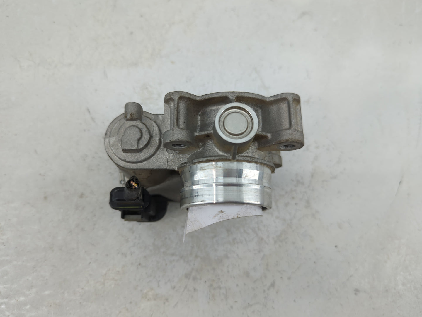 2016-2021 Chevrolet Malibu Throttle Body P/N:12671379AA Fits Fits 2016 2017 2018 2019 2020 2021 2022 OEM Used Auto Parts - O