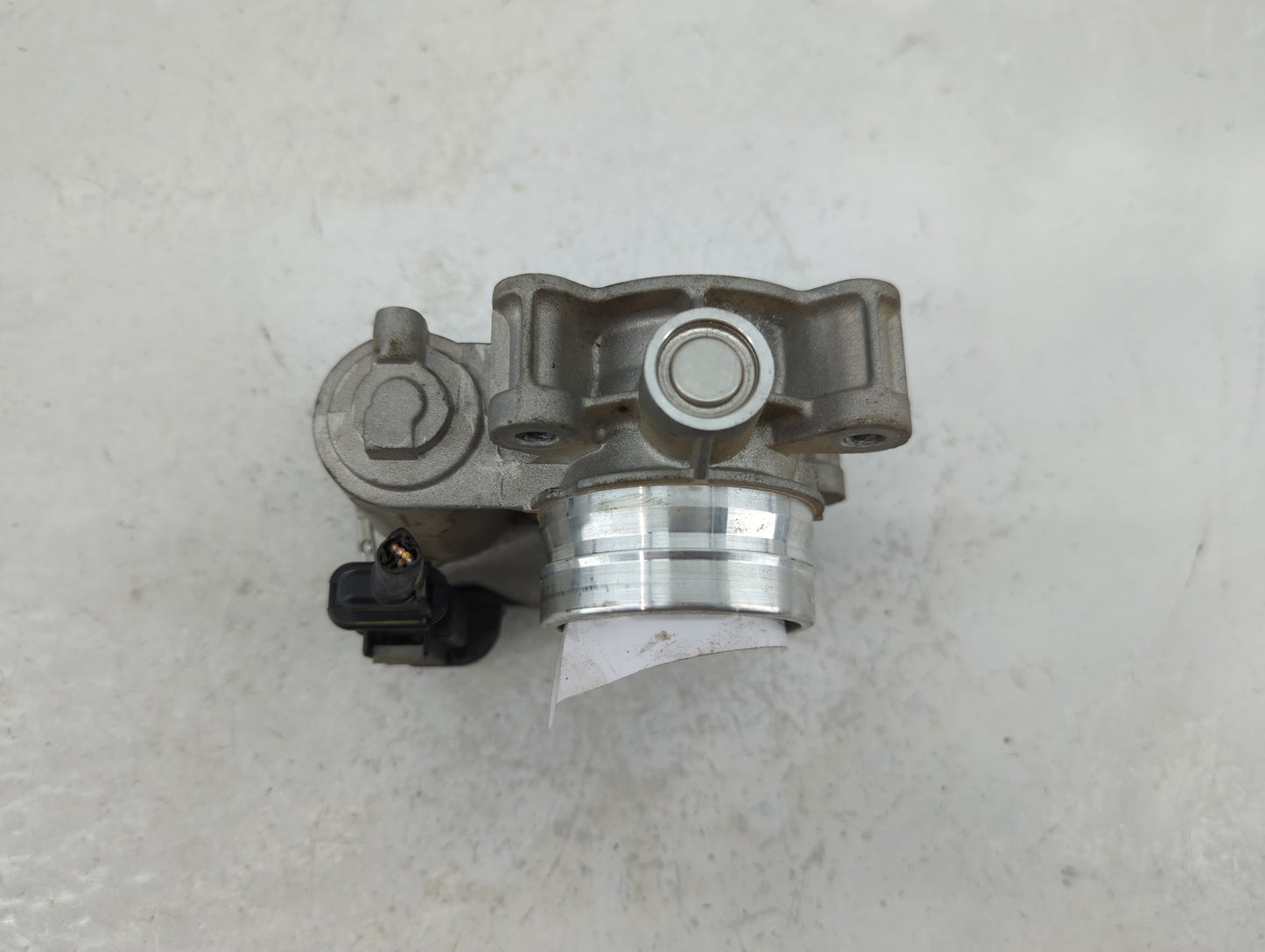 2016-2021 Chevrolet Malibu Throttle Body P/N:12671379AA Fits Fits 2016 2017 2018 2019 2020 2021 2022 OEM Used Auto Parts - O