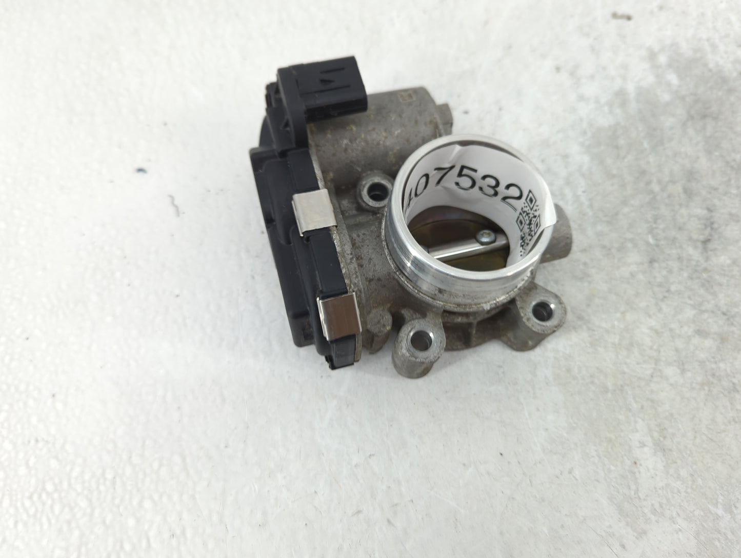 2016-2021 Chevrolet Malibu Throttle Body P/N:12671379AA Fits Fits 2016 2017 2018 2019 2020 2021 2022 OEM Used Auto Parts - O