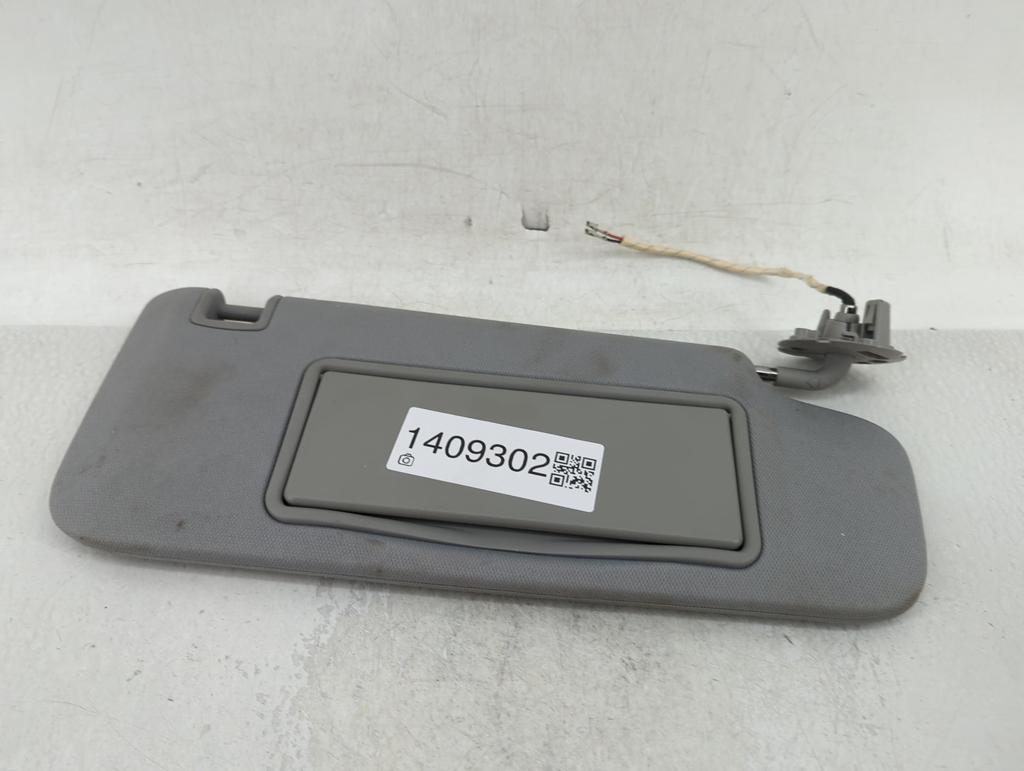 2016-2021 Chevrolet Malibu Sun Visor Shade Replacement Passenger Right Mirror Fits Fits 2016 2017 2018 2019 2020 2021 OEM Us