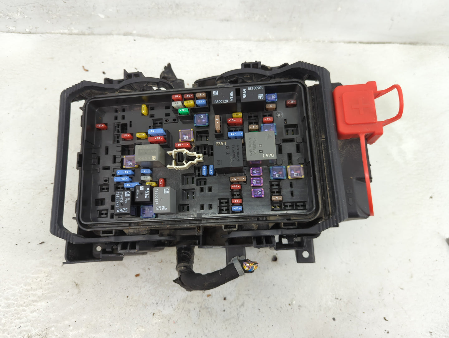 2016-2017 Chevrolet Malibu Fusebox Fuse Box Panel Relay Module Fits Fits 2016 2017 OEM Used Auto Parts - Oemusedautoparts1.c