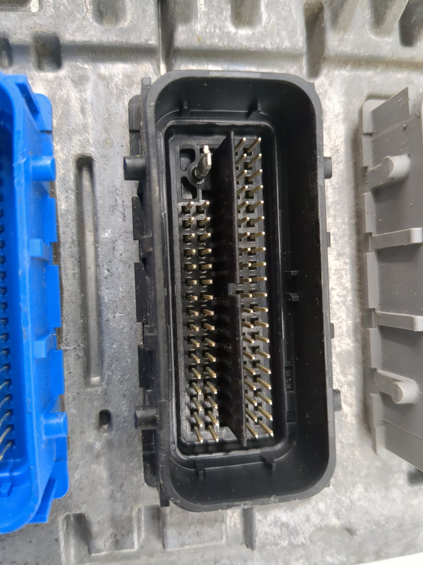 2017-2021 Chevrolet Malibu PCM Engine Control Computer ECU ECM PCU OEM P/N:12680876 Fits Fits 2017 2018 2019 2020 2021 2022 