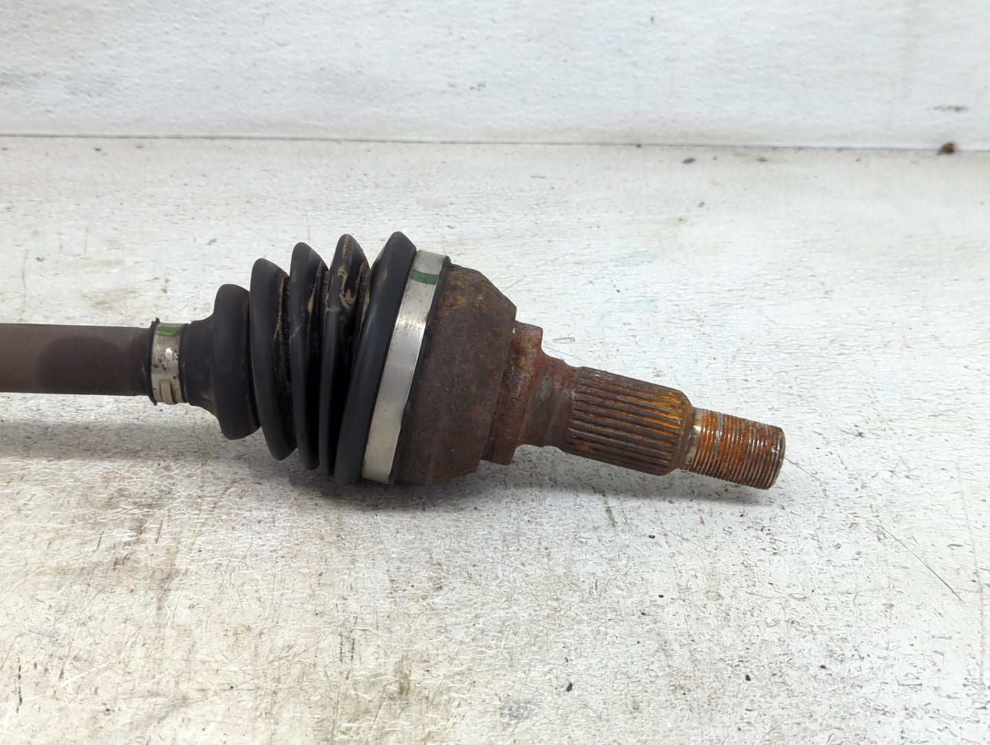 2016-2018 Chevrolet Malibu Axle Shaft Front Driver Cv C/v - Oemusedautoparts1.com