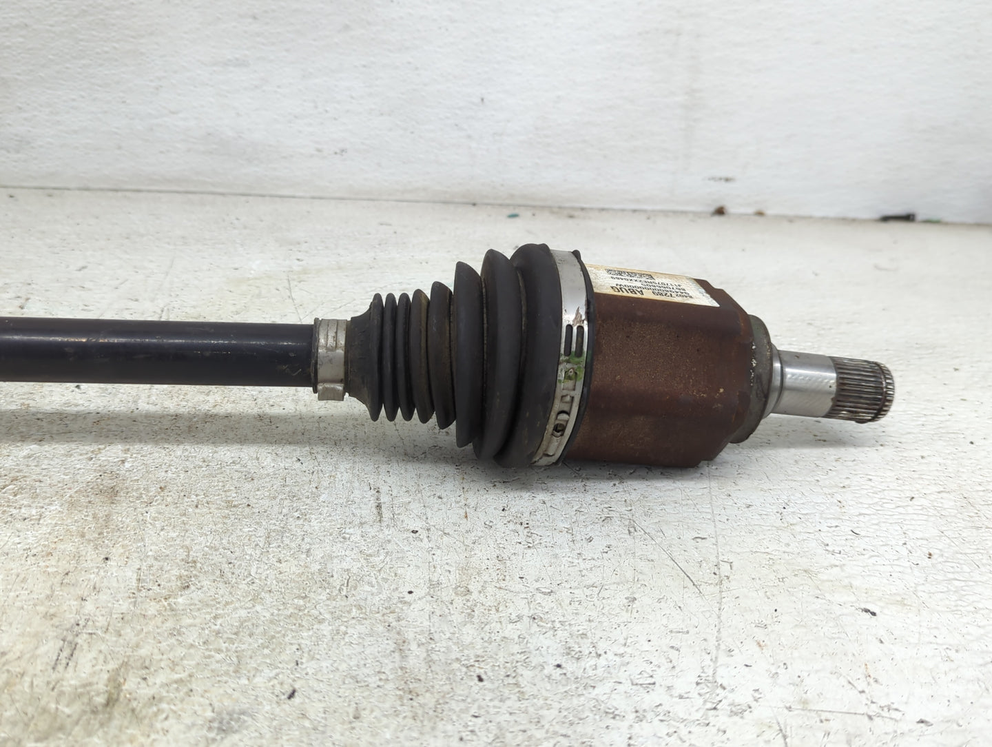 2016-2018 Chevrolet Malibu Axle Shaft Front Passenger Cv C/v - Oemusedautoparts1.com