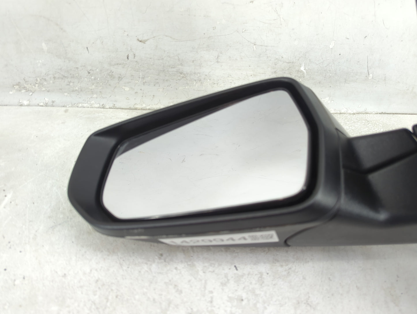 2016-2018 Chevrolet Malibu Driver Side View Mirror - Left Door Mirror OEM Used - Oemusedautoparts1.com