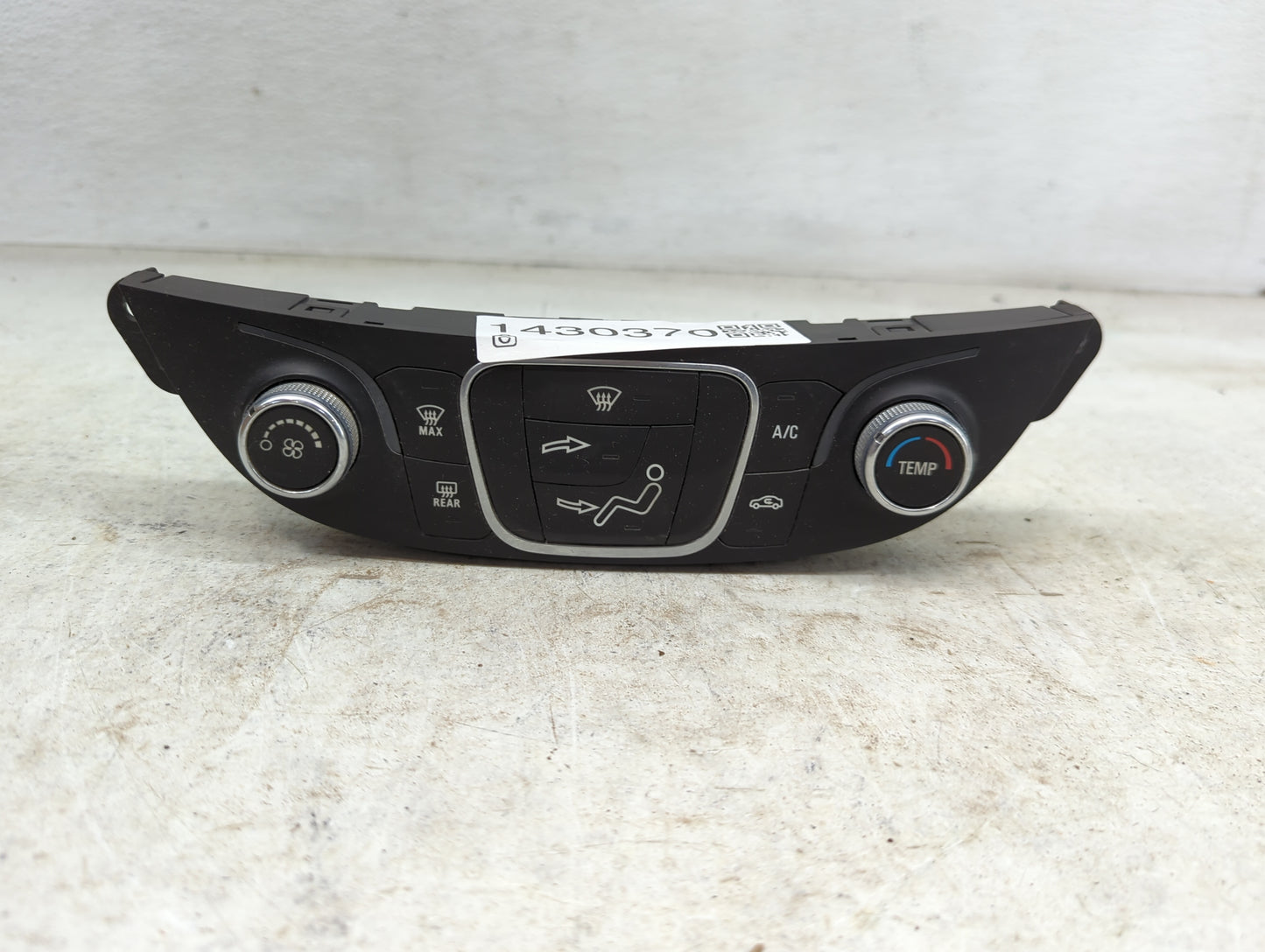2016-2017 Chevrolet Malibu Climate Control Module Temperature AC/Heater Replacement P/N:84178406 Fits Fits 2016 2017 OEM Use