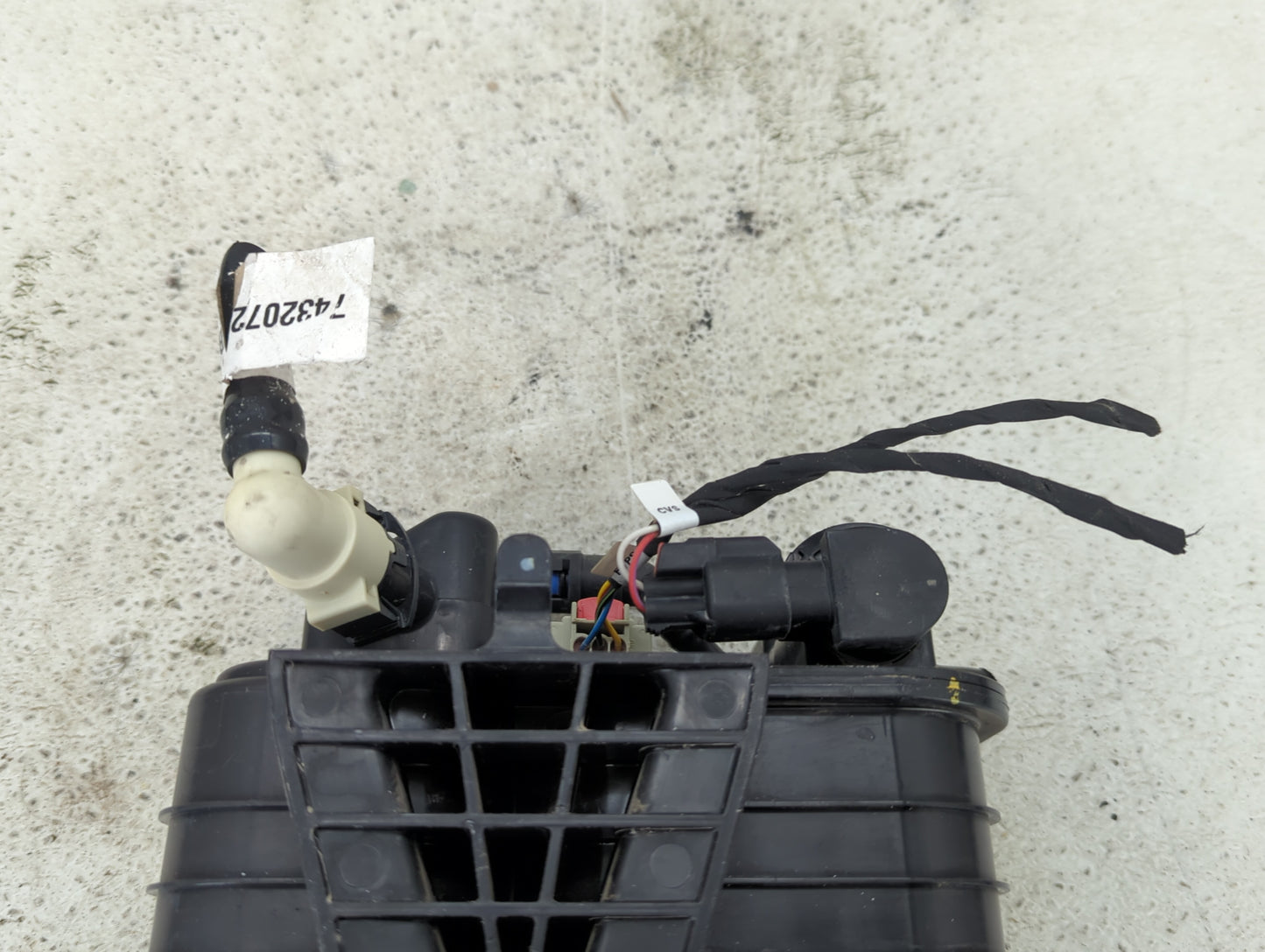 2017 Chevrolet Malibu Fuel Vapor Charcoal Canister 1432099 - Oemusedautoparts1.com