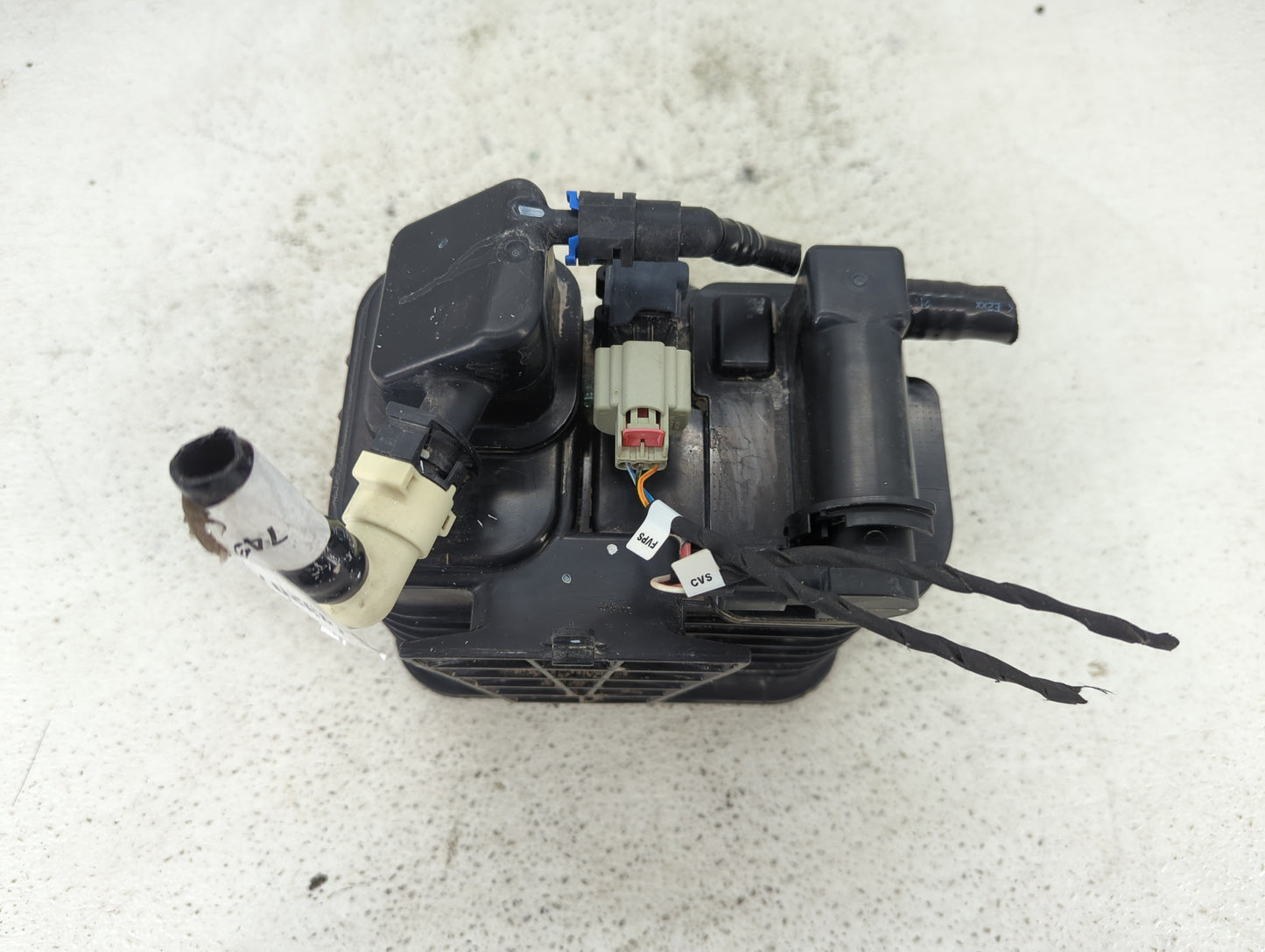 2017 Chevrolet Malibu Fuel Vapor Charcoal Canister 1432099 - Oemusedautoparts1.com