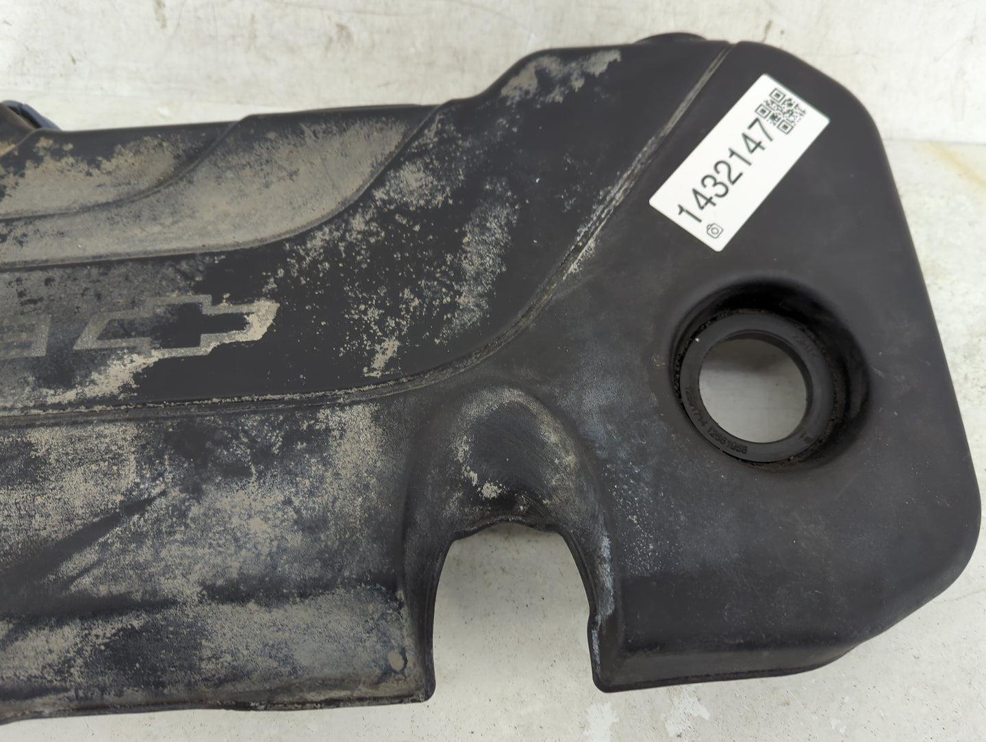2017 Chevrolet Malibu Engine Cover 1432147 - Oemusedautoparts1.com