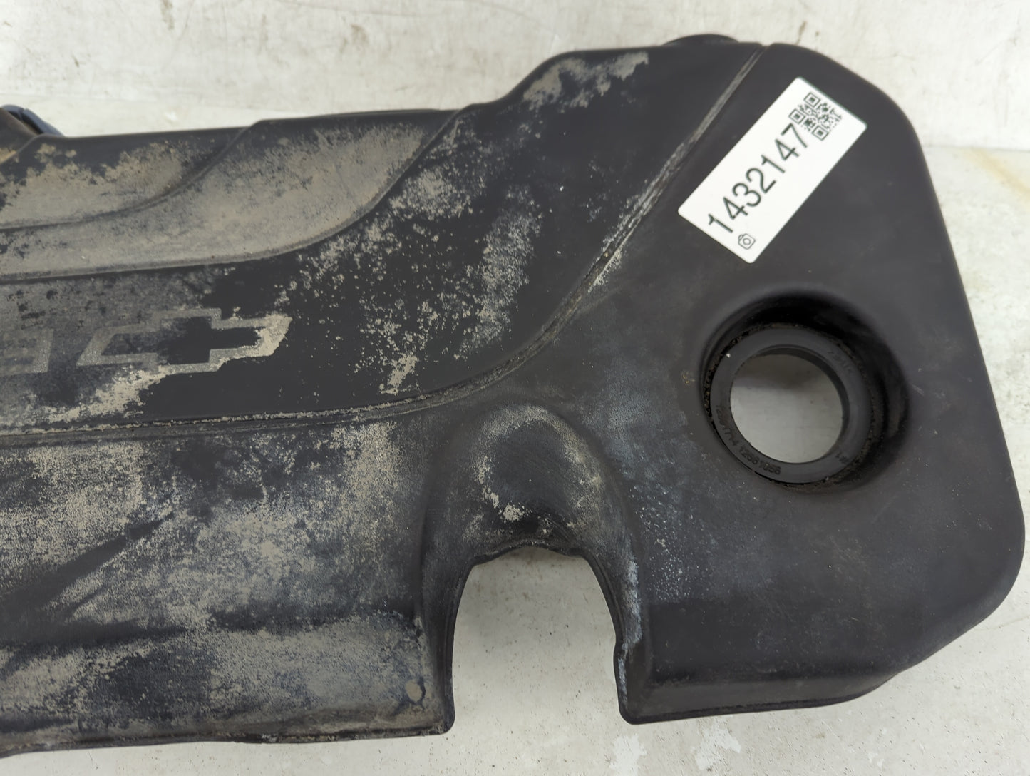 2017 Chevrolet Malibu Engine Cover 1432147 - Oemusedautoparts1.com